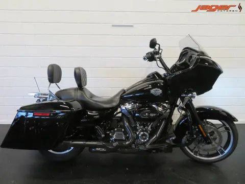 Harley-Davidson FLTRXS ROAD GLIDE M8 GAAFE BIKE! (bj 2017)