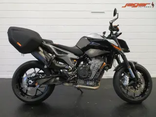 KTM 790 DUKE L AKRAPOVIC PERFECT! (bj 2018)
