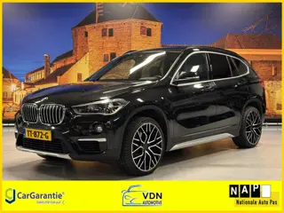 BMW X1 SDrive20i Orange Edition II Automaat Leer Panodak LED