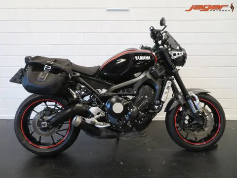 Yamaha XSR 900 XSR900 ABS TASSEN HISTORIE (bj 2021)