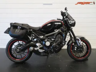 Yamaha XSR 900 XSR900 ABS TASSEN HISTORIE (bj 2021)