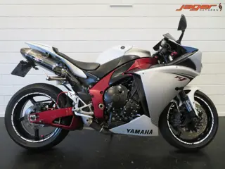 Yamaha YZF-R1 BIG BANG YOSHIMURA! TOP! (bj 2010)