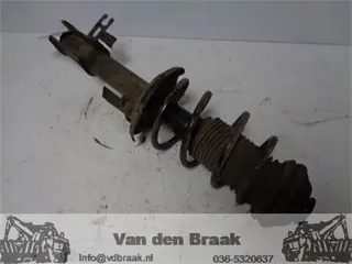 Opel Astra Hatchback 1.6 16V 2004-2012 Schokbreker links voorzijde