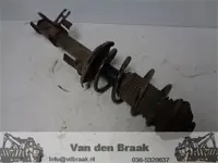 Opel Astra Hatchback 1.6 16V 2004-2012 Schokbreker links voorzijde