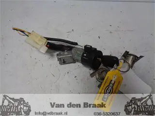 Citroen C1 2005-2014 Kontaktslot