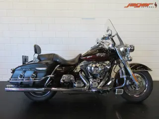 Harley-Davidson FLHRC ROAD KING CLASSIC 103CI (bj 2011)