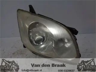 Toyota Avensis 2003-2006 Koplamp rechts