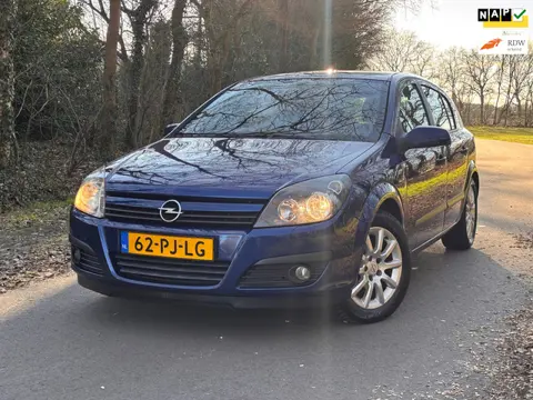 Opel Astra 1.8 Sport | Airco + Cruise control |