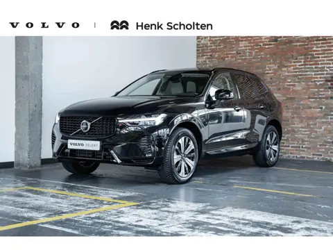 Volvo XC60 T6 Automaat Plug-in hybrid AWD Plus Dark | Elektrisch wegklapbare trekhaak | Panoramadak 