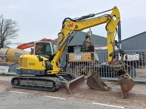 Neuson et90 graafmachine 9 ton excavator bagger ET90