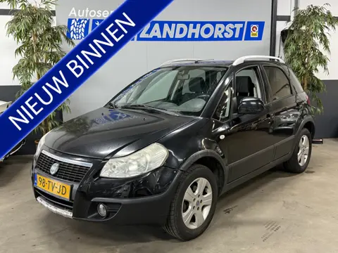 Fiat Sedici 1.6-16V Experience // 4X4 // LM velgen // Ecc // Trekhaak