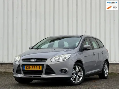 Ford Focus Wagon 1.6 TI-VCT First Edition 2e eigenaar,ClimateControle,CruiseControle,Bleutooth,Apk t