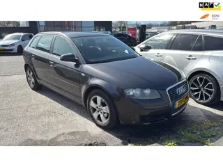 Audi A3 Sportback 1.6 Attraction