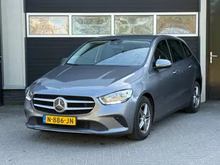 Mercedes-Benz B-klasse 180 Business Solution Plus Navi, Stoelverwarming, Camera, Cruise,