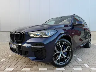 BMW X5 XDrive45e M-Sport|Achterasbesturing|Laser|BTW|SKY|HUD|Pano|Massage