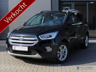 Ford Kuga 1.5 EcoBoost | Titanium | Pano | Navi | Camera | 17" LM Velgen | Elektr. Uitklapb. trekhaa