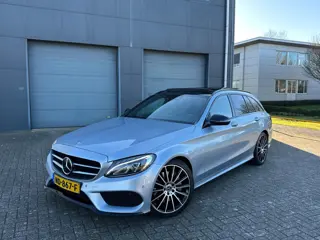Mercedes-Benz C-klasse Estate 300 HYBRID ///AMG 2017 Pano Dealer onderhouden