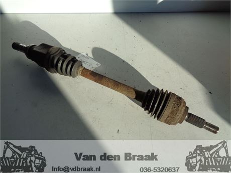 Renault Modus 1.4 16V 2004-2008 Aandrijfas links