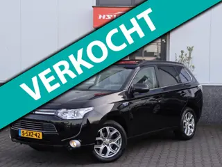 Mitsubishi Outlander 2.0 PHEV instyle navi LEER schuif-dak