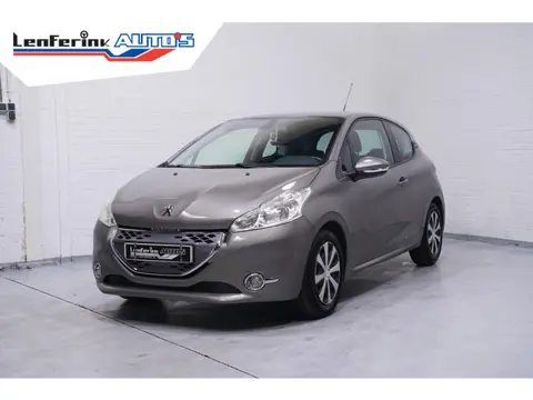 Peugeot 208 1.4 e-HDi Active NAP Navi Clima PDC
