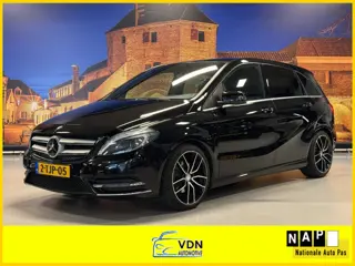 Mercedes-Benz B-klasse 180 Ambition Automaat Xenon PDC Trekhaak