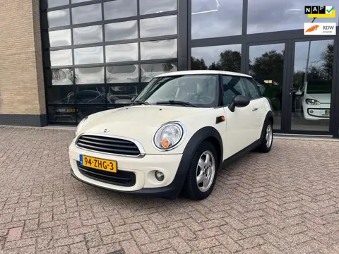 Mini Mini 1.6 One Business Line, Navi, Airco, zuinig