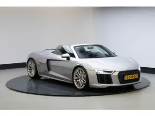 Audi R8 Spyder 5.2 FSI quattro | Carbon | B&O | Sportuitlaat |