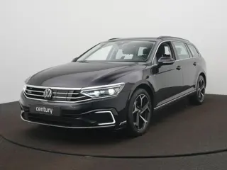 Volkswagen Passat Variant 1.4 TSI PHEV GTE Business - Panoramadak - Side Assist - Navi - 360 Camera