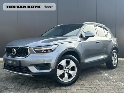 Volvo XC40 1.5 T3 Momentum Navigatie / parkeerassist V+A / parkeer camera achter / Trekhaak / stoelv