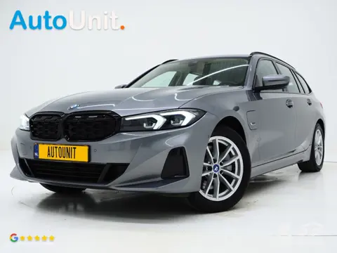BMW 3 Serie Touring 320e LCI Shadow Line | Nieuw Model | Keyless | Camera | Dodehoekdetectie | Wides