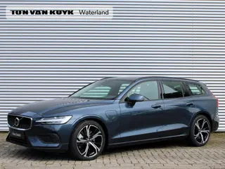 Volvo V60 2.0 T6 Plug-in hybrid AWD Core Business Edition / Automaat / 360* camera / 19" velgen / Ha