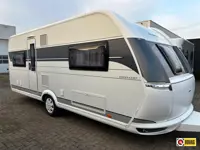 Hobby Excellent 560 CFE met Dorema voortent