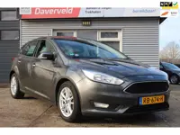 Ford Focus 1.0 Lease Edition 5-deurs, nieuwe distributie-set, nap, airco, trekhaak, parkeersensoren,