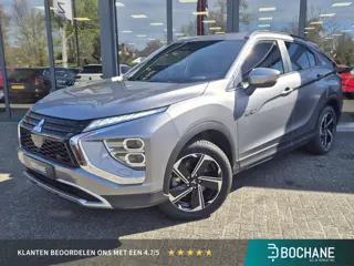 Mitsubishi Eclipse Cross 2.4 PHEV Intense+ | Navigatie | Trekhaak | Allseason banden |
