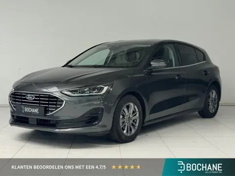 Ford Focus 1.0 EcoBoost Hybrid Titanium | Parkeersensoren V+A | Navigatie | Climate Control | Apple 