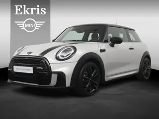MINI 3-deurs Cooper JCW pakket | Cruise | Achteruitrijcamera | Stoelverwarming | Comforttoegang |