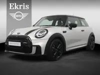 MINI 3-deurs Cooper JCW pakket | Cruise | Achteruitrijcamera | Stoelverwarming | Comforttoegang |
