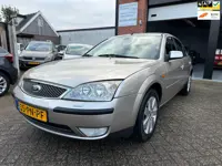 Ford Mondeo 1.8-16V Futura CLIMA-CRUISE-PDC