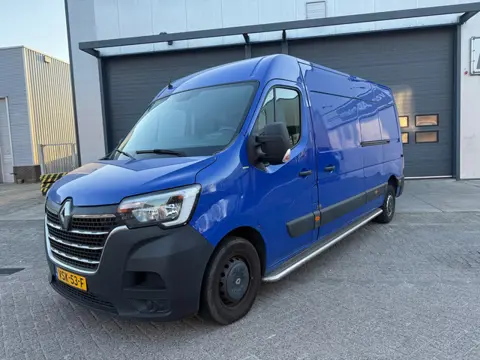 Renault Master T35 2.3 dCi 135 L3H2