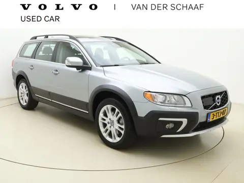 Volvo XC70 T5 245pk Automaat Nordic+ / Schuif-/kanteldak / Adapt. Cruise / BLIS / Elektr. Stoelen / 