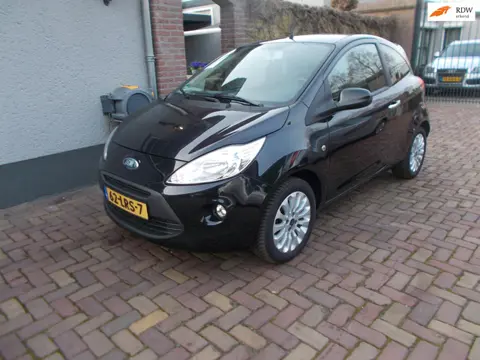 Ford Ka 1.2 Titanium X 128 dkm nap zeer nette auto nwe apk