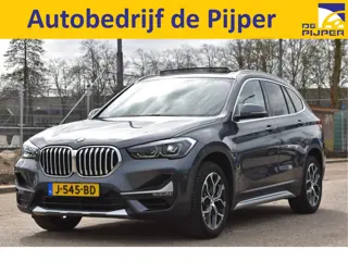 BMW X1 sDrive20i VDL Nedcar Edition 192 PK | NL-Auto | HUD | Pano.dak | DAB | Afn.trekhaak | Camera 