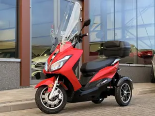 Maximus Bromscooter MX3 | 25 KM\H | Extra Accu | GPS | Alarm Systeem | USB | TopKoffer | Windscherm 