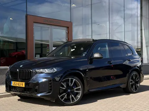 BMW X5 xDrive50e M-Sport | Carbon | Pano | Memory | Stoelverwarming / Verkoeling | Led | Soft-Close 