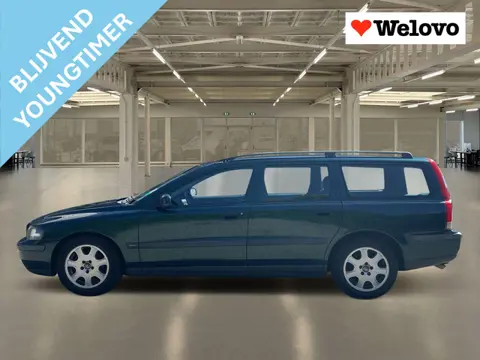 Volvo V70 2.4 Comfort Line Automaat nieuwe APK Rijklaar Blijvend Youngtimer