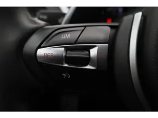 BMW 1-serie 120i Edition Sport Line Shadow High Executive Leer, H&K, Camera, Keyless, Cruise, Standk