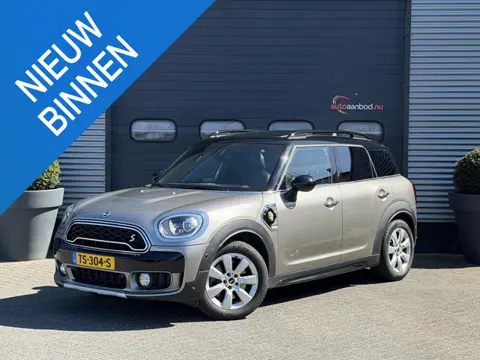 Mini Mini Countryman 1.5 Cooper S E ALL4 Chili | Panoramadak | Camera | Head-Up Display | Harmon Kar