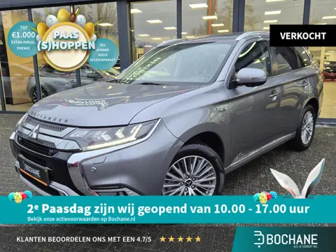 Mitsubishi Outlander 2.4 PHEV Intense+ | Trekhaak | Schuifdak |