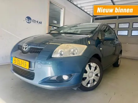 TOYOTA AURIS 1.6-16V Terra CLIMA RIJDT GOED APK 2-2027