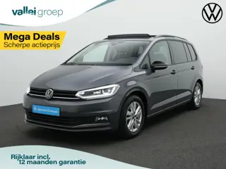 Volkswagen Touran 7-zits 1.5 TSI 150 pk DSG Highline | Panoramadak | Trekhaak | Stoelverwarming | Sp